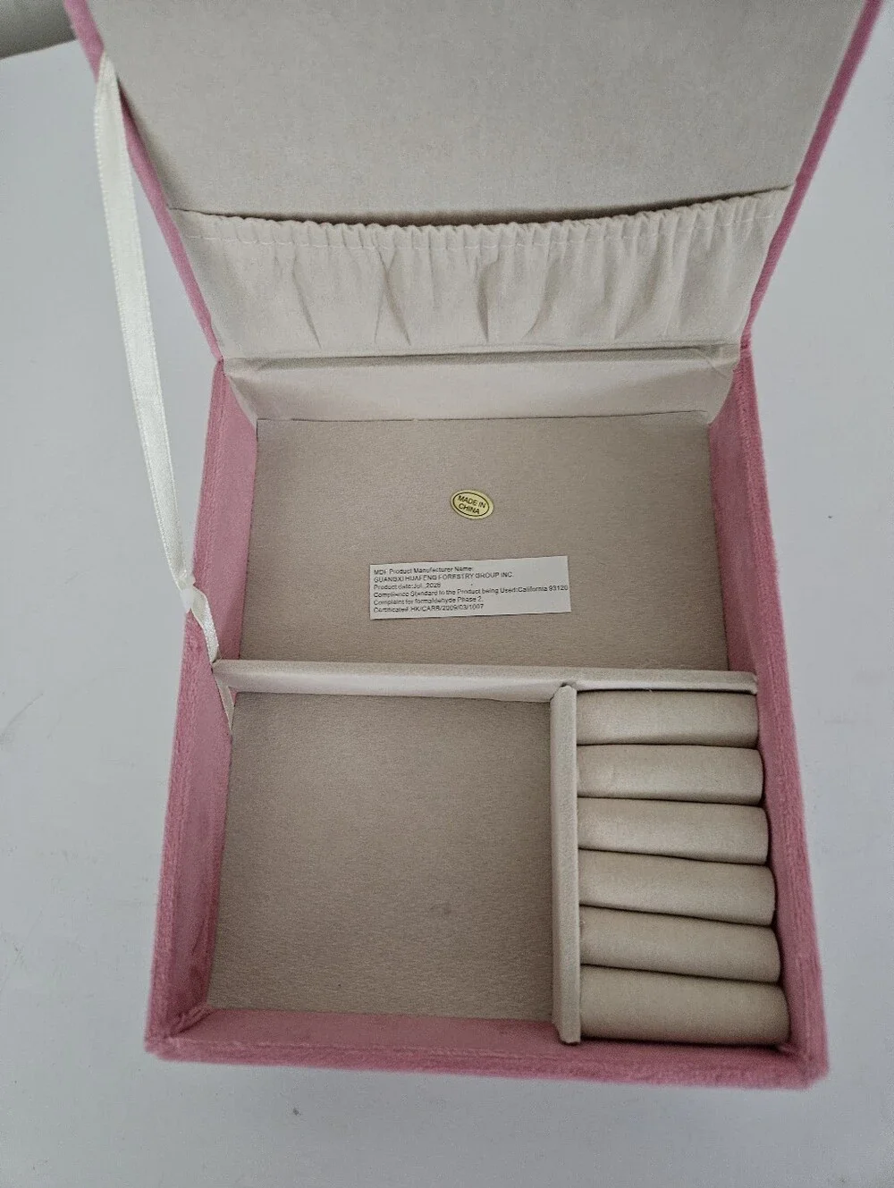 Mini Bed NWOT Jewelry Organizer